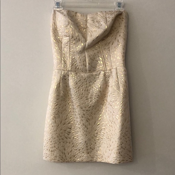 Chic dress - Picture 1 of 4